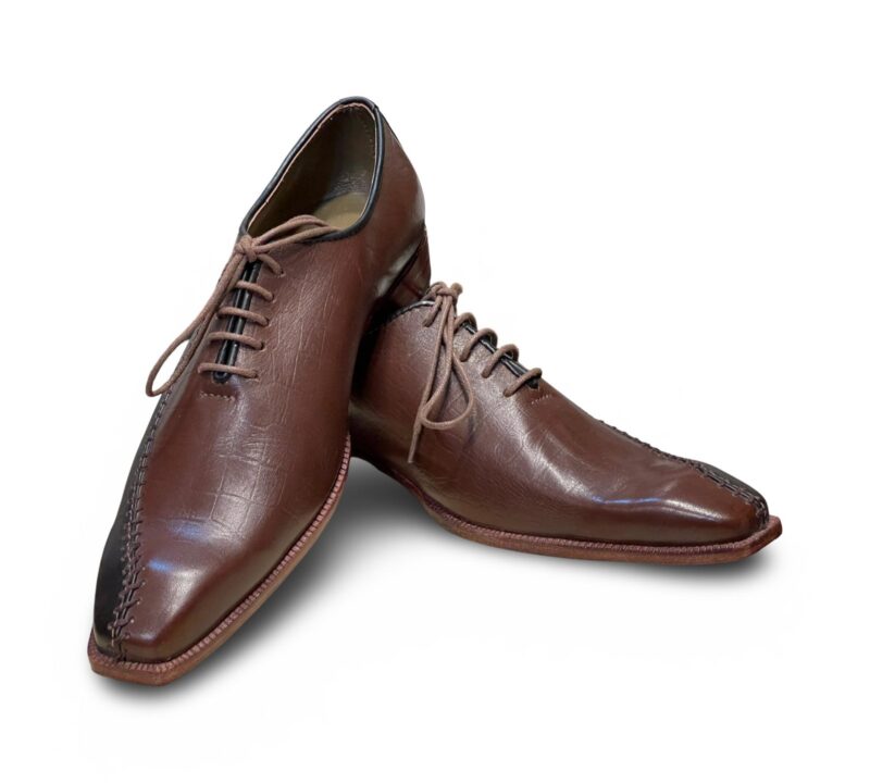 Two-Tone Burgundy and Brown Wholecut Shoes For Men - Image 3